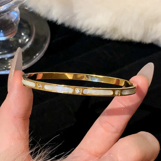 Circle Sparkle Bracelet